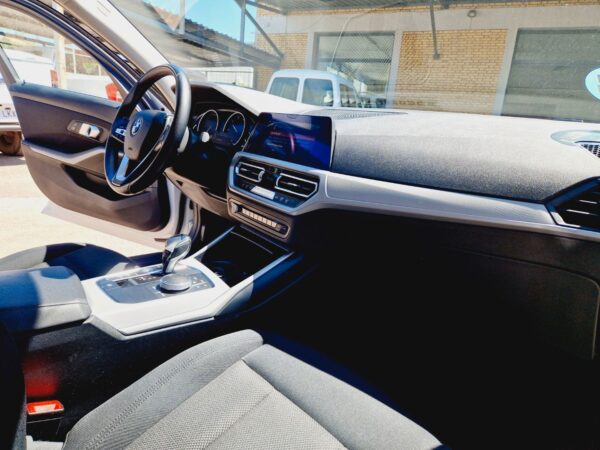 Bmw 320 D - Imagen 12
