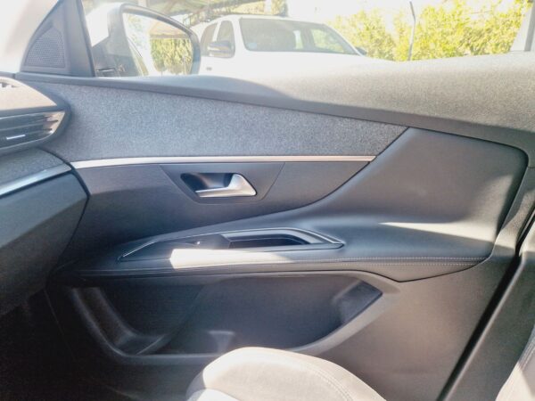 Peugeot 3008 - Imagen 12