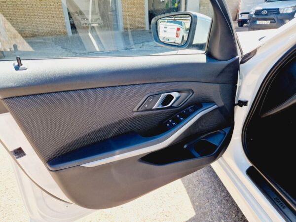 Bmw 320 D - Imagen 16