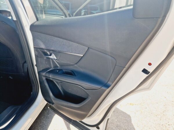 Peugeot 3008 - Imagen 24