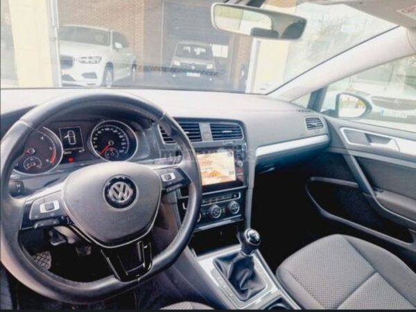 Volkswagen Golf - Imagen 5