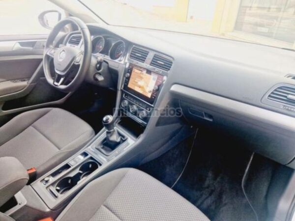 Volkswagen Golf - Imagen 6