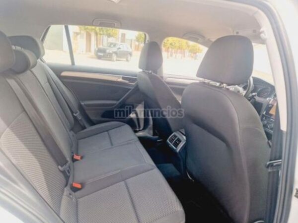 Volkswagen Golf - Imagen 8