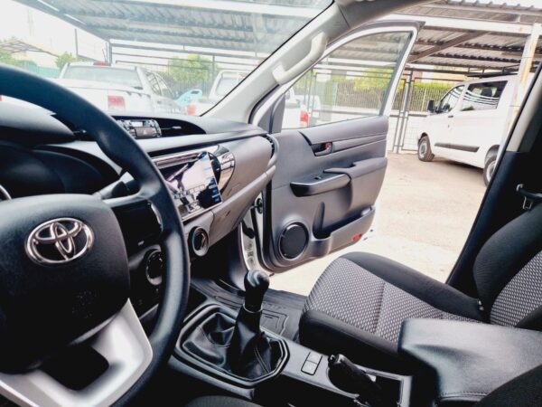 Toyota Hilux - Imagen 11