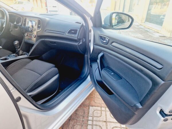 Renault Megane - Imagen 11