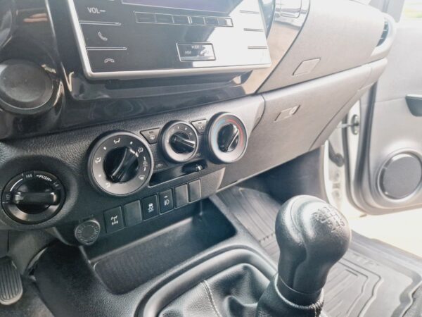 Toyota Hilux - Imagen 12