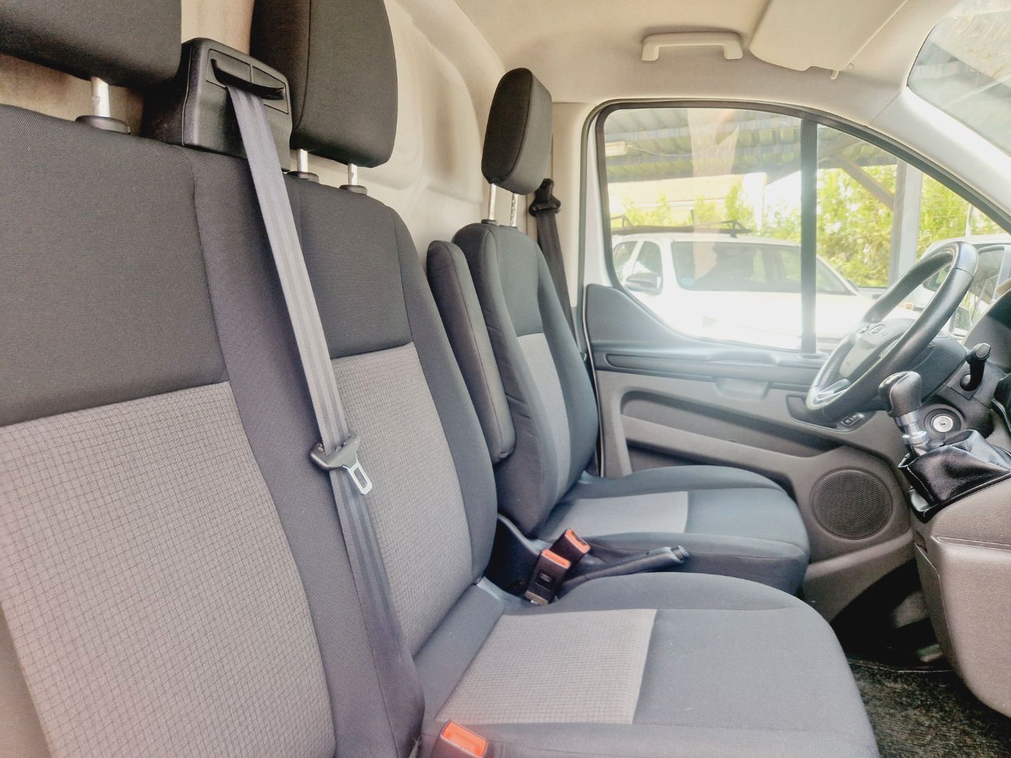 Ford Transit - Imagen 12