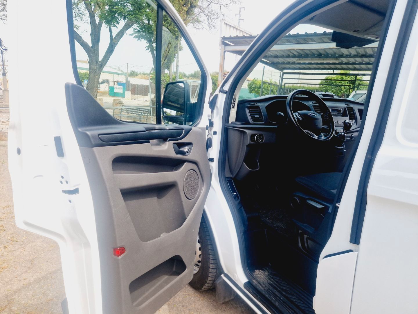 Ford Transit - Imagen 13